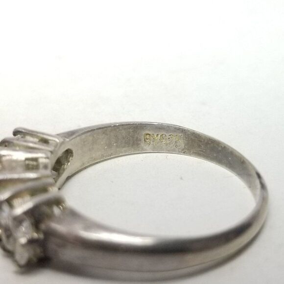 Vintage Sterling Silver Sparkly Rhinestone Cluster Ring, Size 7 Band, Estate - Picture 6 of 10